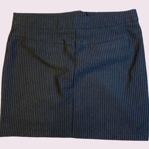 New York & company Skirt -medium